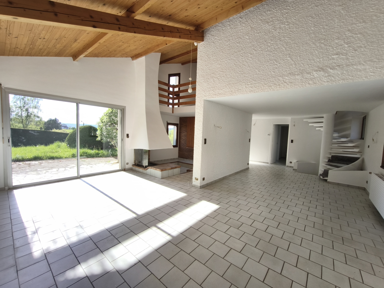 Image_2, Maison, Le Chambon-Feugerolles, ref :2416