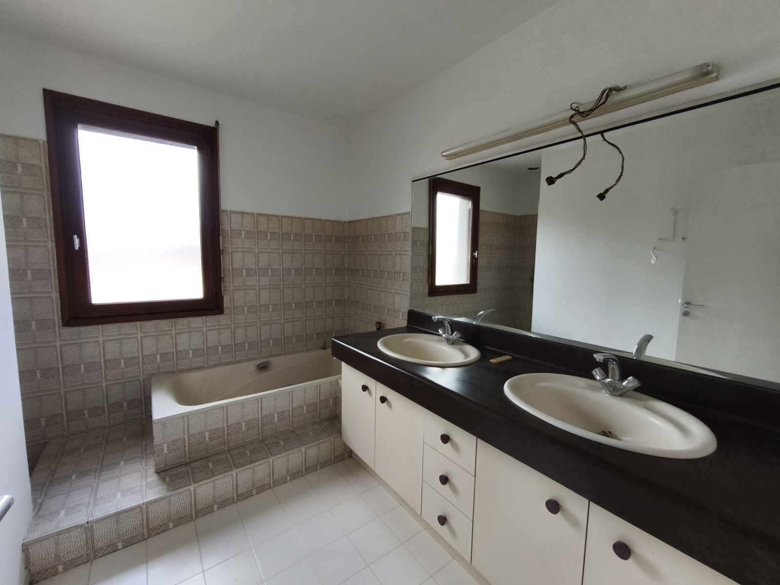 Image_6, Maison, Le Chambon-Feugerolles, ref :2416